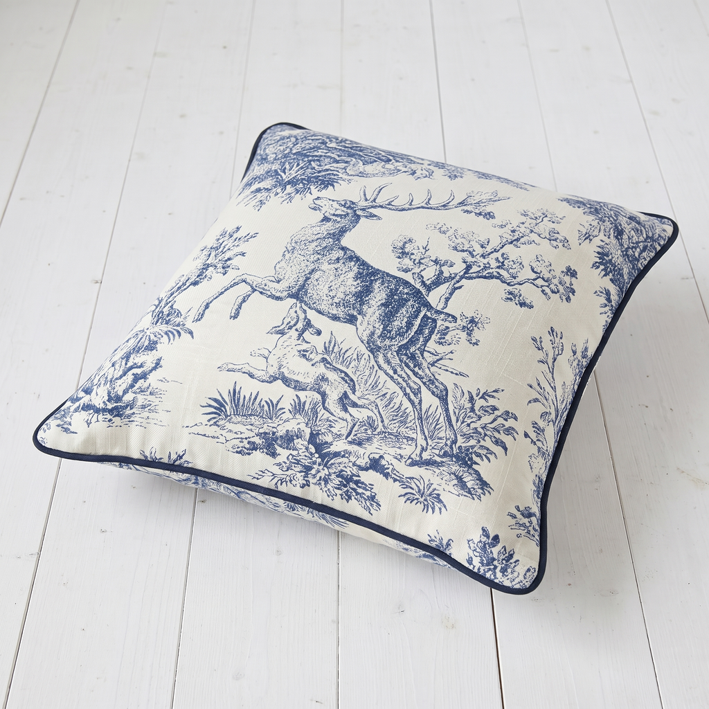 Cerf Bleu French Twill Cotton Cushion Cover | 16×16 Inch